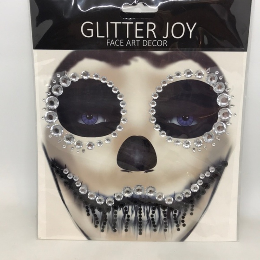 Glamour embellishment face stickers